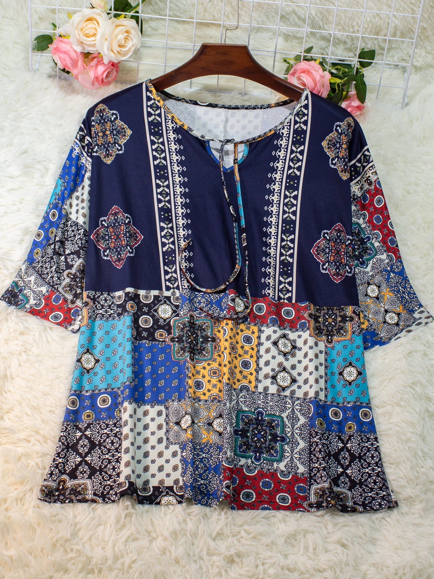 Print V-Neck Tie-Waist 3/4 Sleeve Plus Size Women's T-Shirt - Elegant Ethnic Blouse