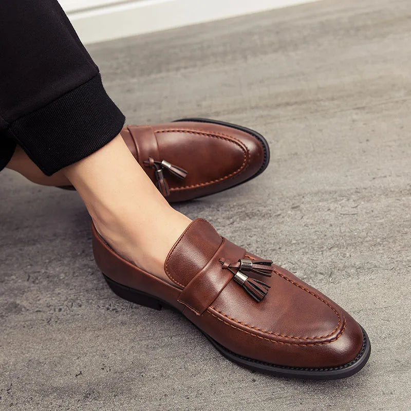 Breathable Leather Moccasins Comfortable designer shoes For Men