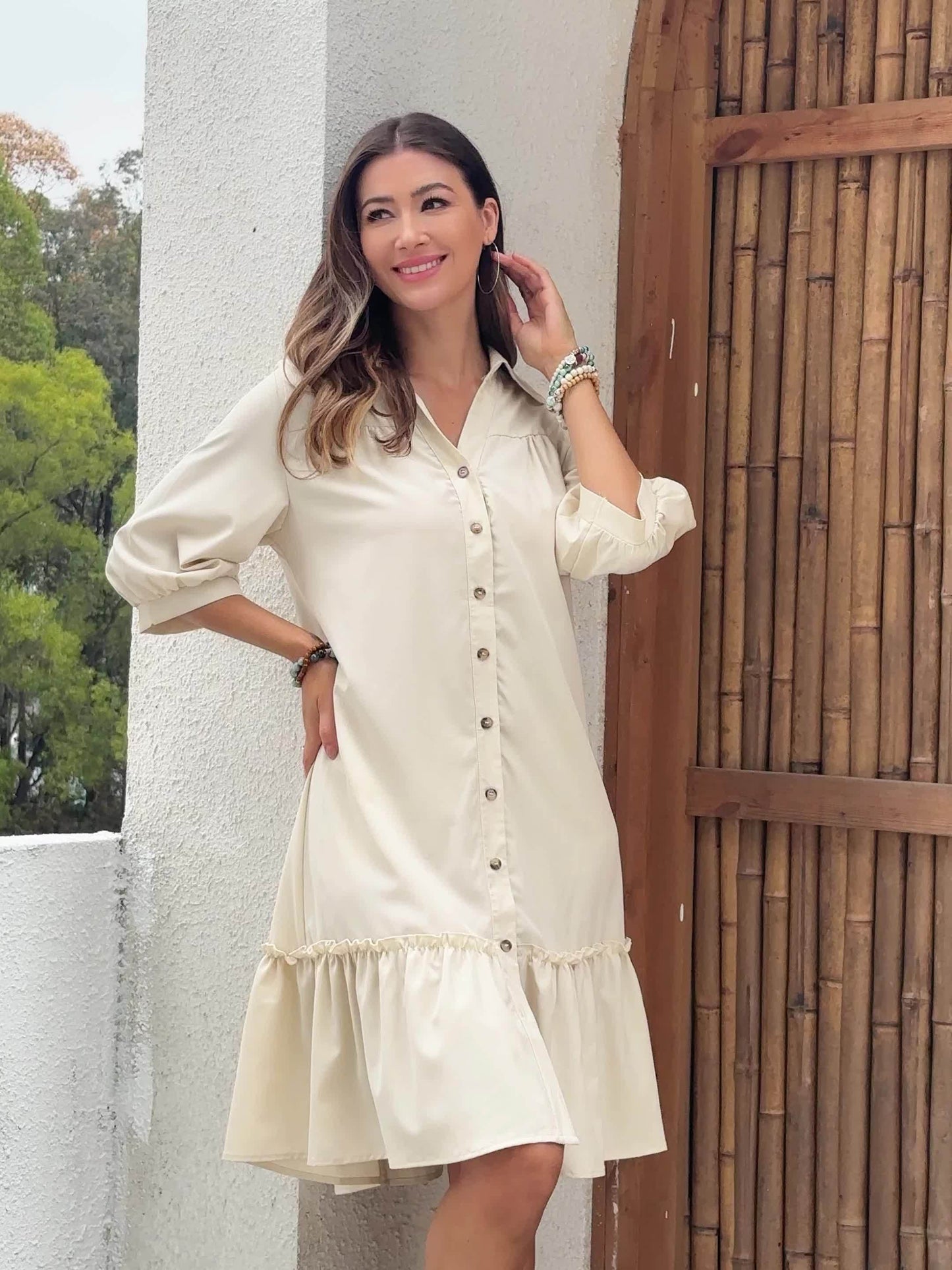 Casual Vacation Dress with Collar & Ruffled Hem Lightweight Fabric