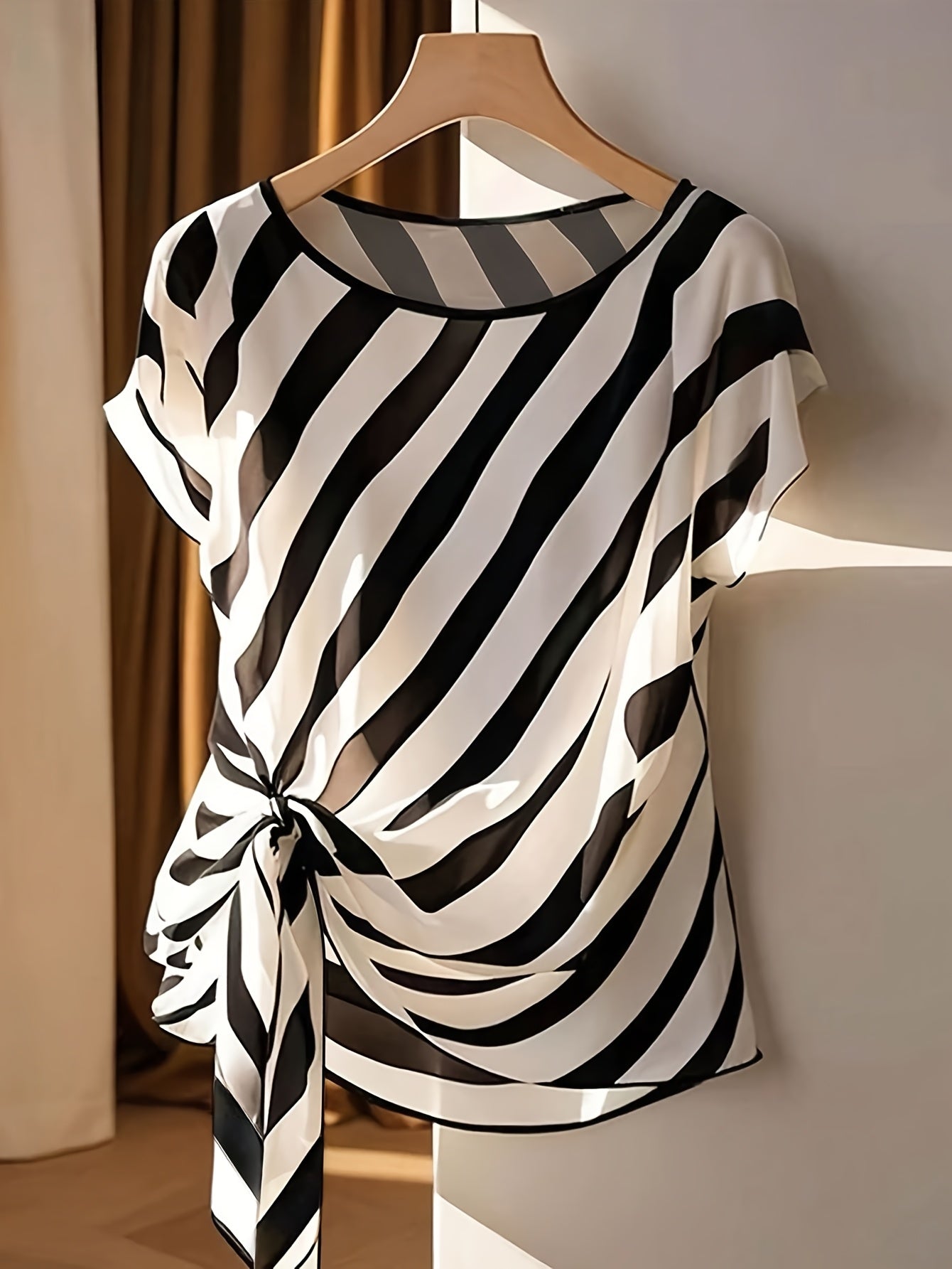 Summer Holiday Round Neck Sleeveless Bow-Tie Shirt