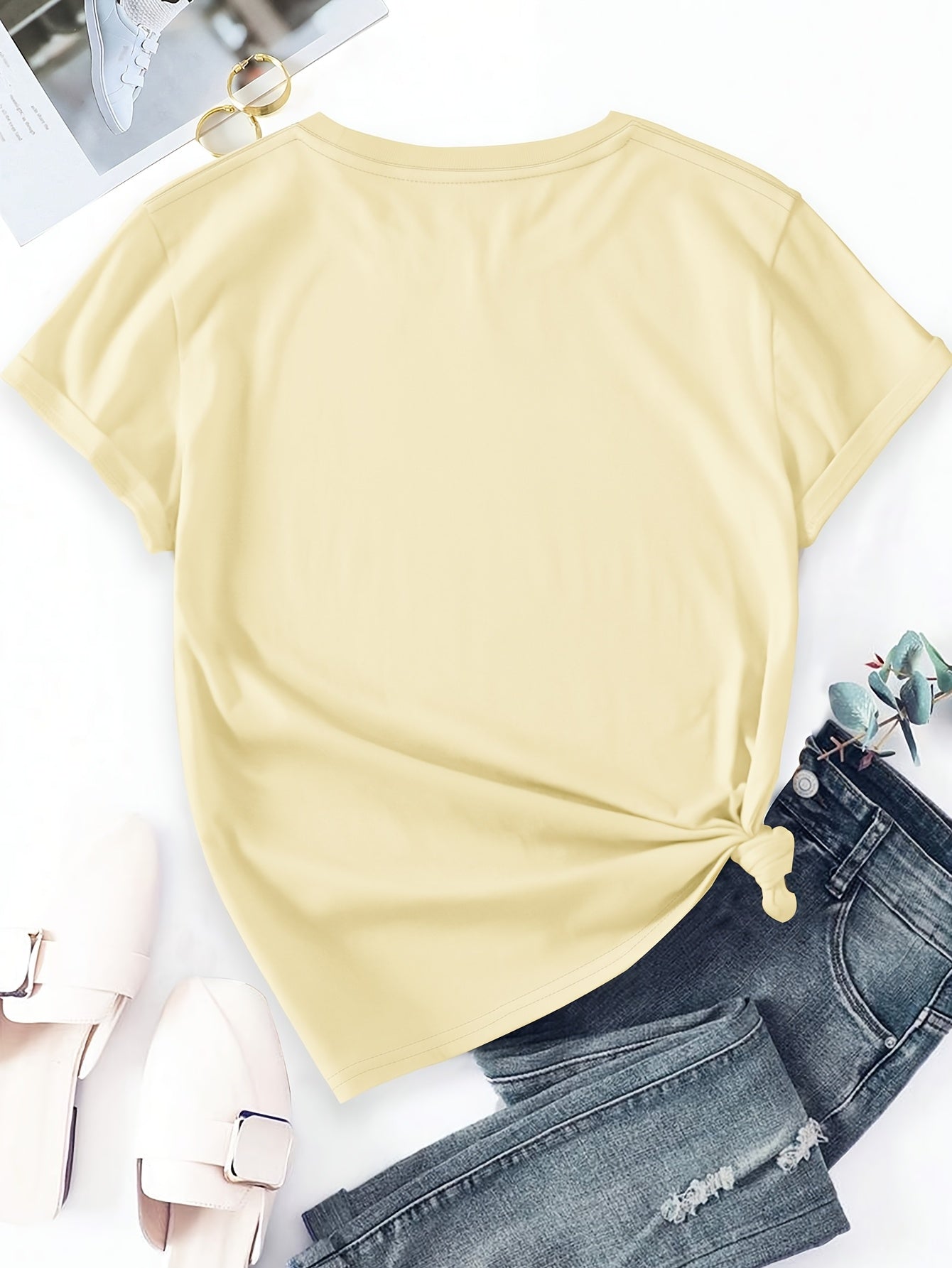 Short Sleeve Round Neck Top with Vibrant Poppy & Foliage Design