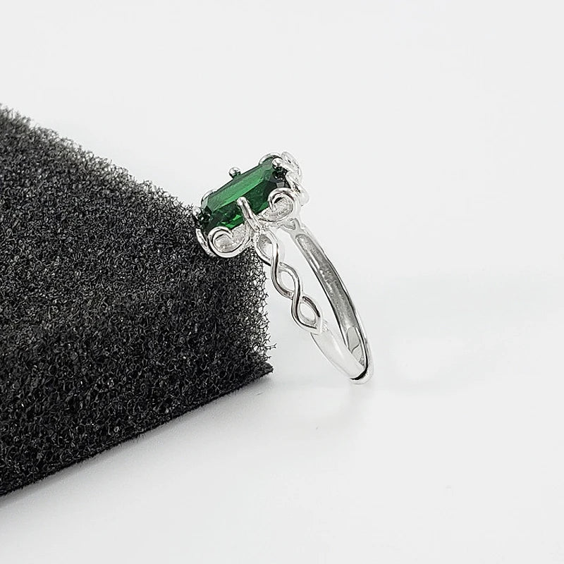 Luxury  Sterling Silver Jewelry Set Earrings Ring Necklace Accessories with 7*9mm Emerald Gemstone