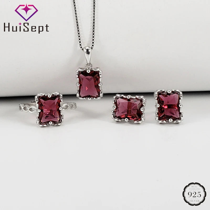 Luxury S925 Sterling Silver Jewelry Set Earrings Ring Necklace Accessories with 7*9mm Emerald Gemstone for Women