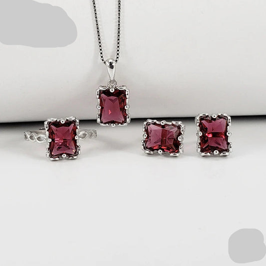 Luxury  Sterling Silver Jewelry Set Earrings Ring Necklace Accessories with 7*9mm Emerald Gemstone