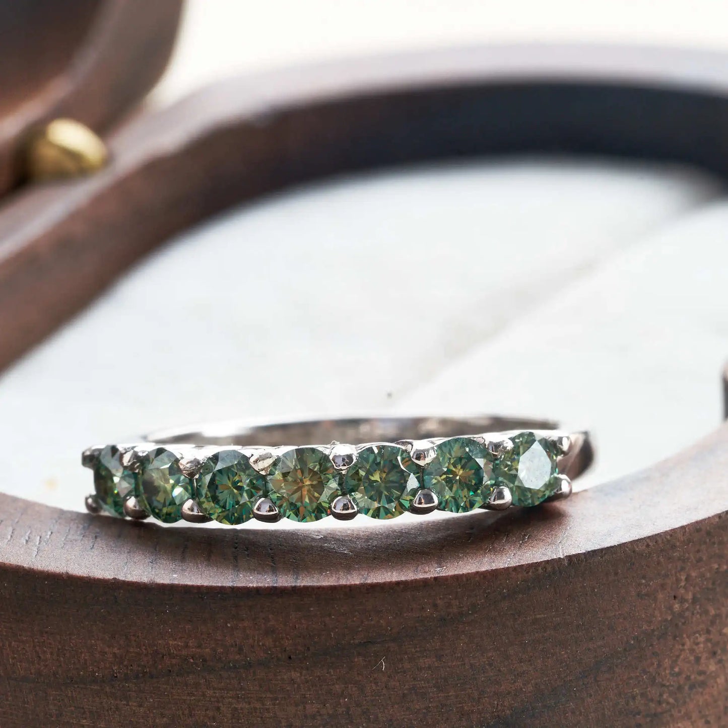 Round Moissanite Luxury Silver Ring