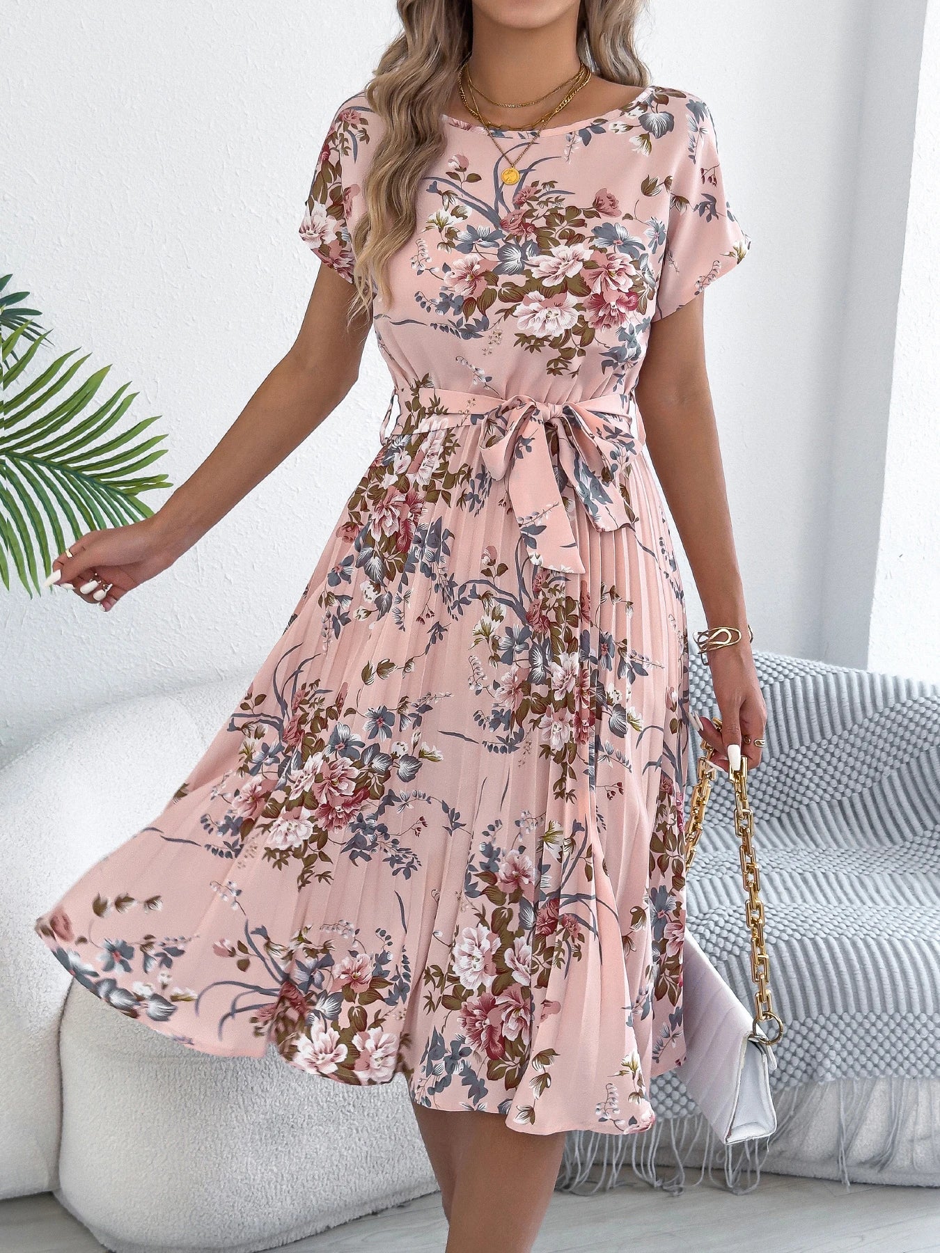 Spring Summer Round Neck Lace Up Short Sleeve Pleated Maxi Dress
