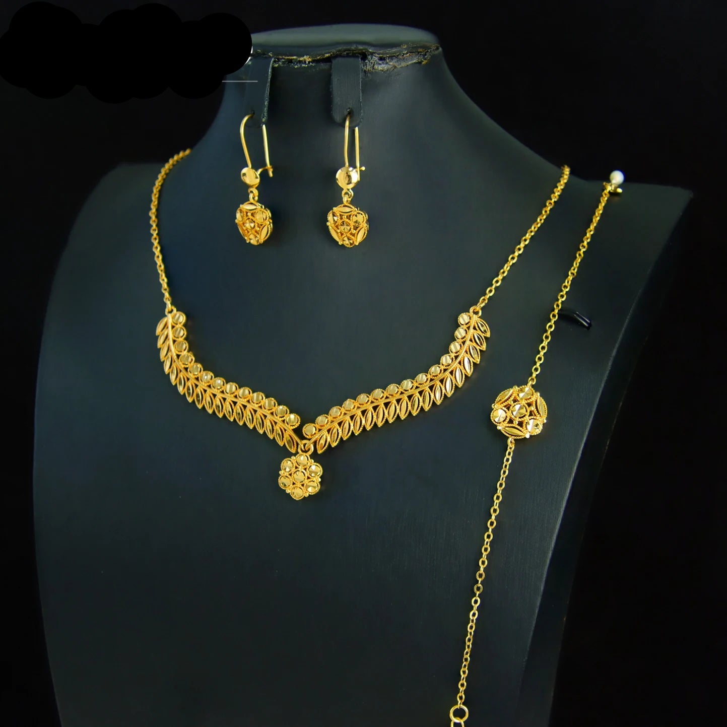 Classic  Jewelry Set 21k Gold Plated Necklace Bracelet Earrings