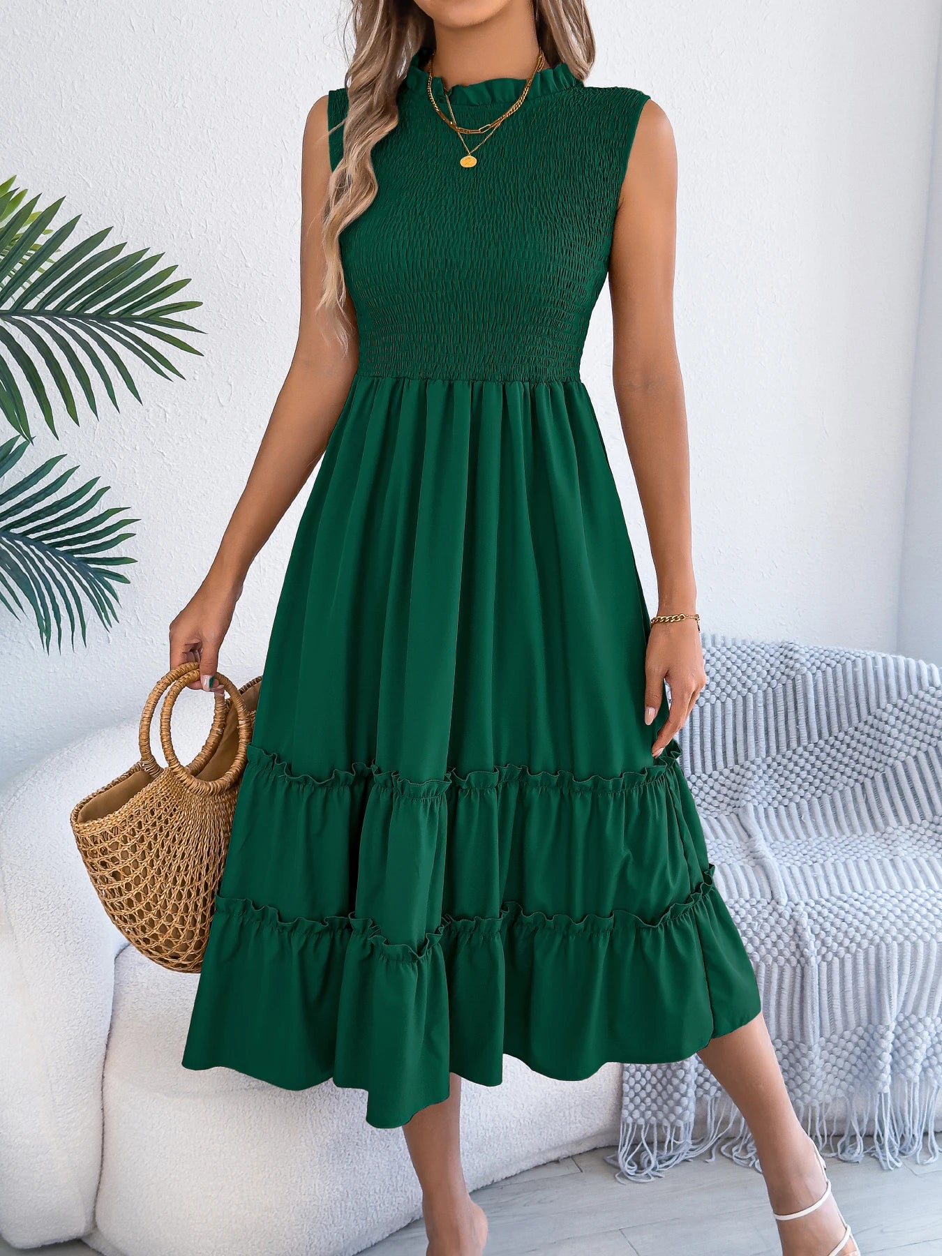Sleeveless Lace Trim Round Neck