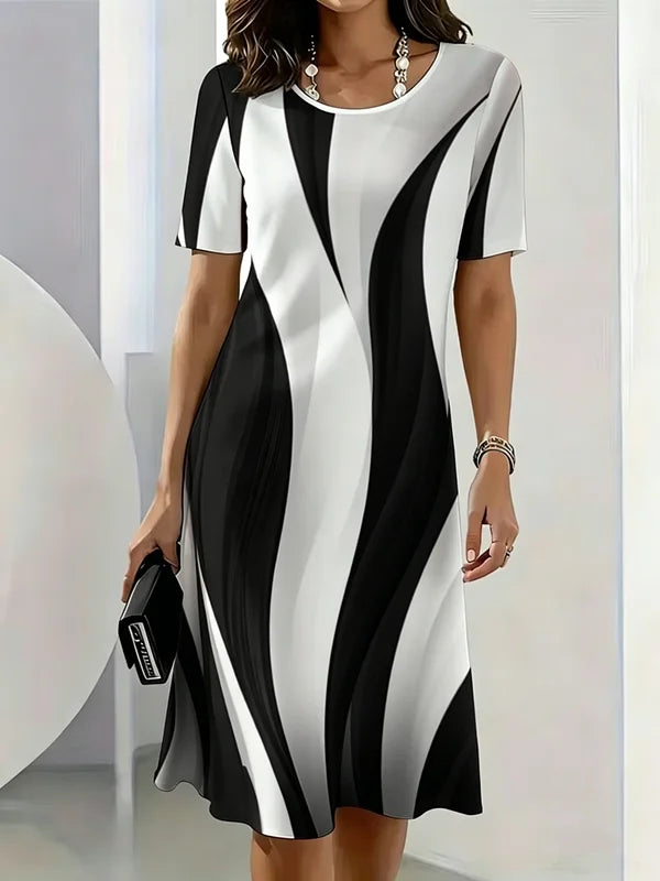 Gradient Striped Pattern Printed Short Sleeve O-Neck Dress
