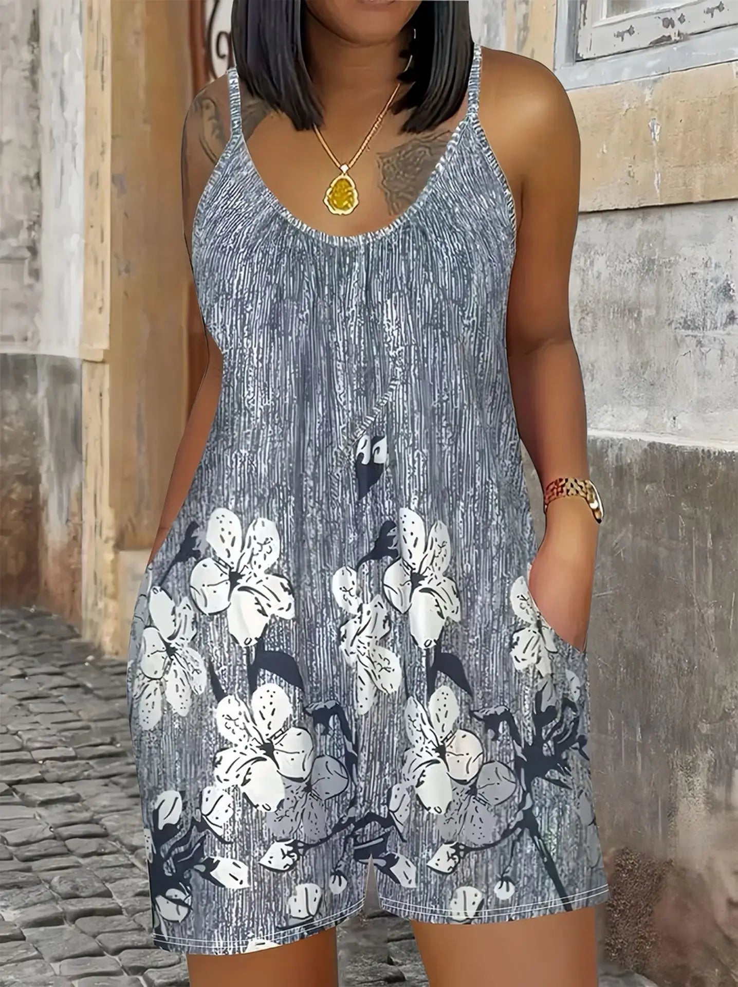 Sexy Jumpsuit Sleeveless Striped Print Loose Short  Casual Romper