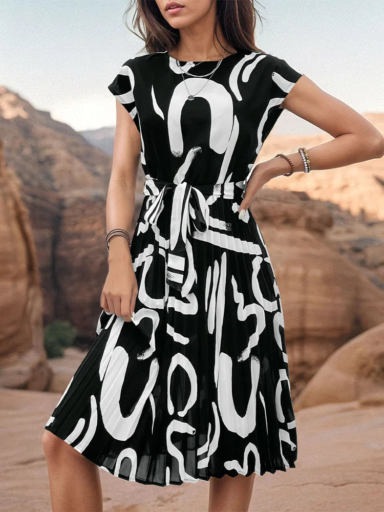 Women O Neck Pleated Medium Long Dress Fashion Print Lace-up Dress