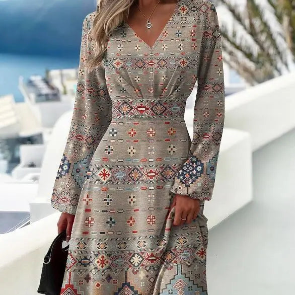 Slim Fit Fashionable Dress With Flared Sleeves Sexy V-neck Long Sleeved