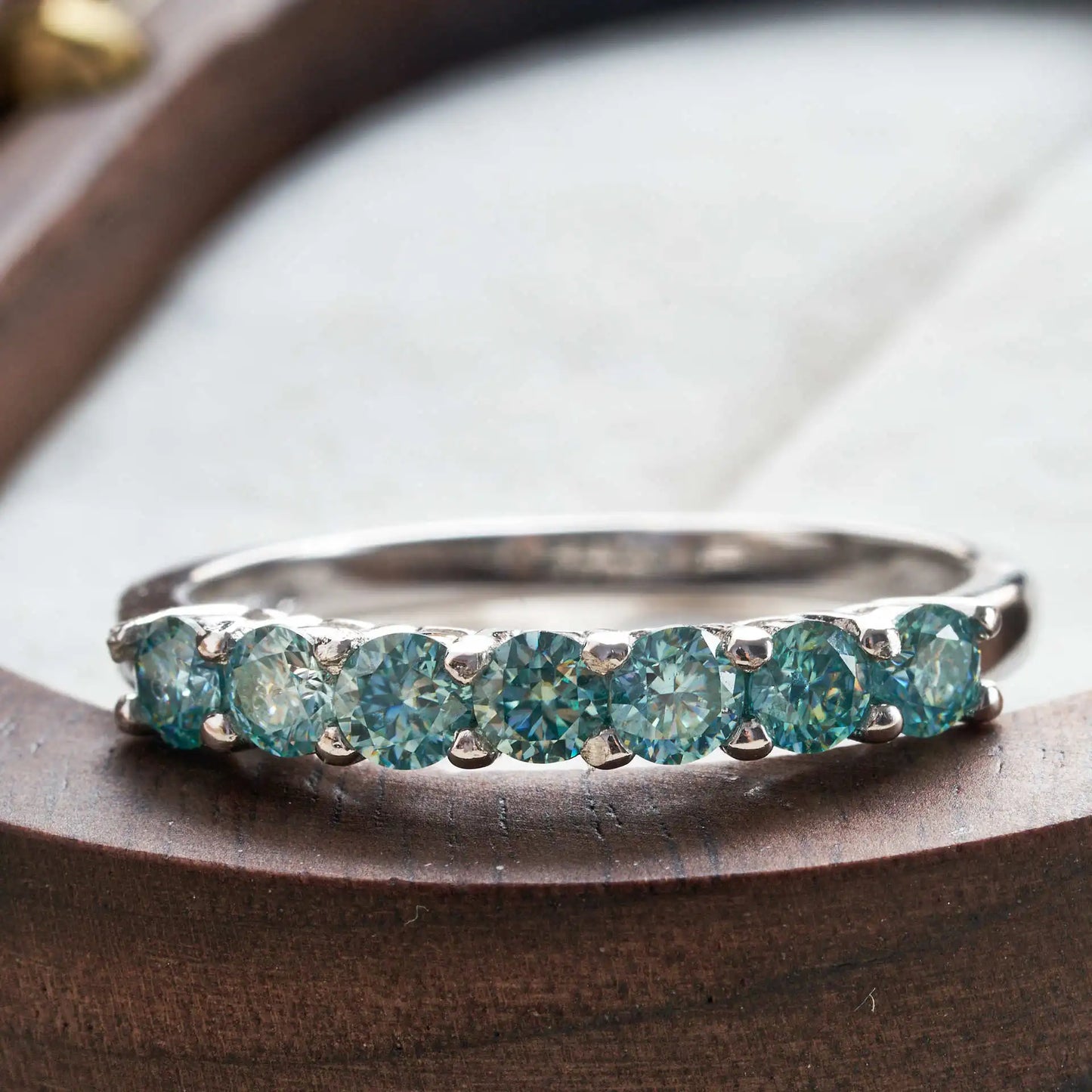 Round Moissanite Luxury Silver Ring