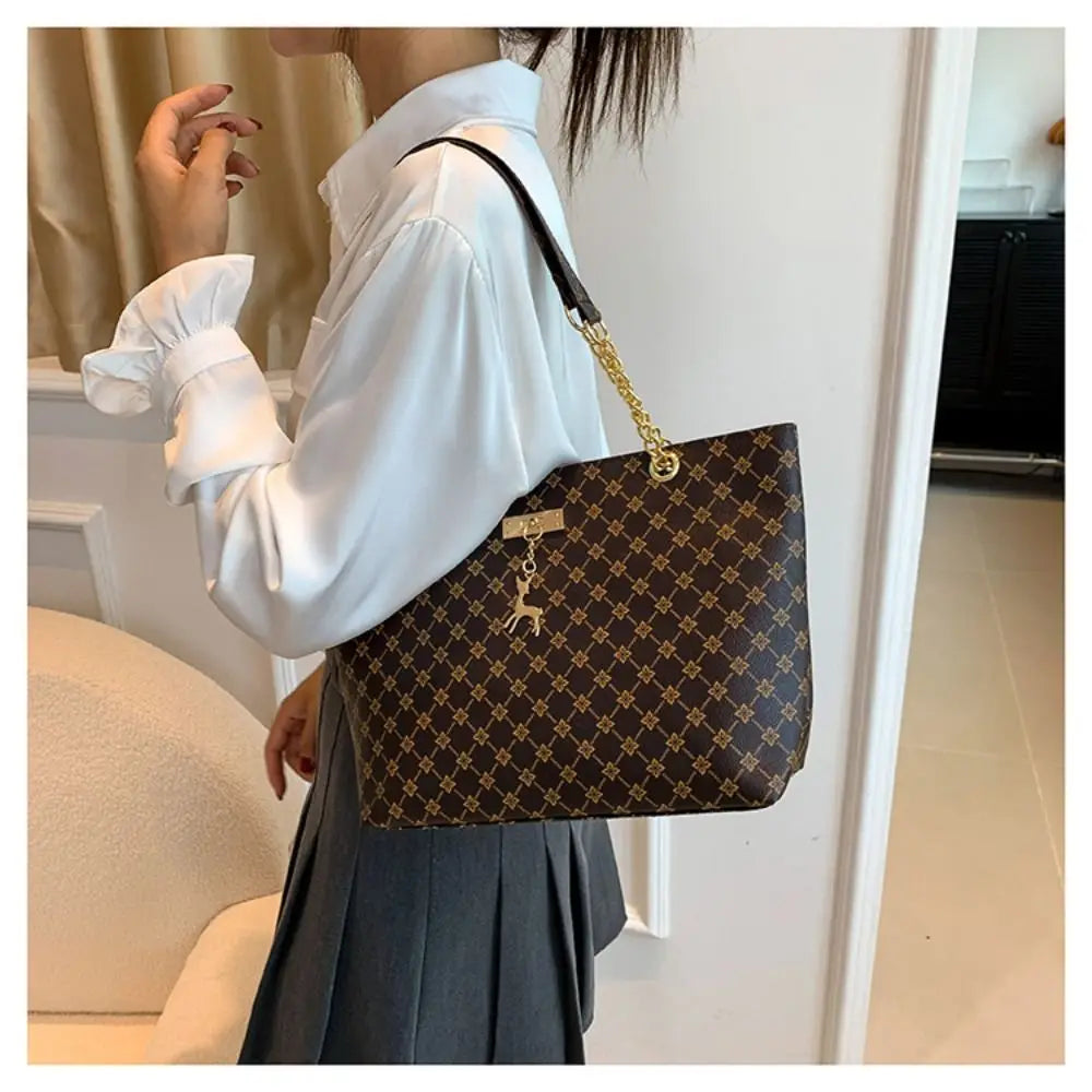 Luxury Design Bag Large Capacity Handbag  Shoulder Bag Trendy New Purse