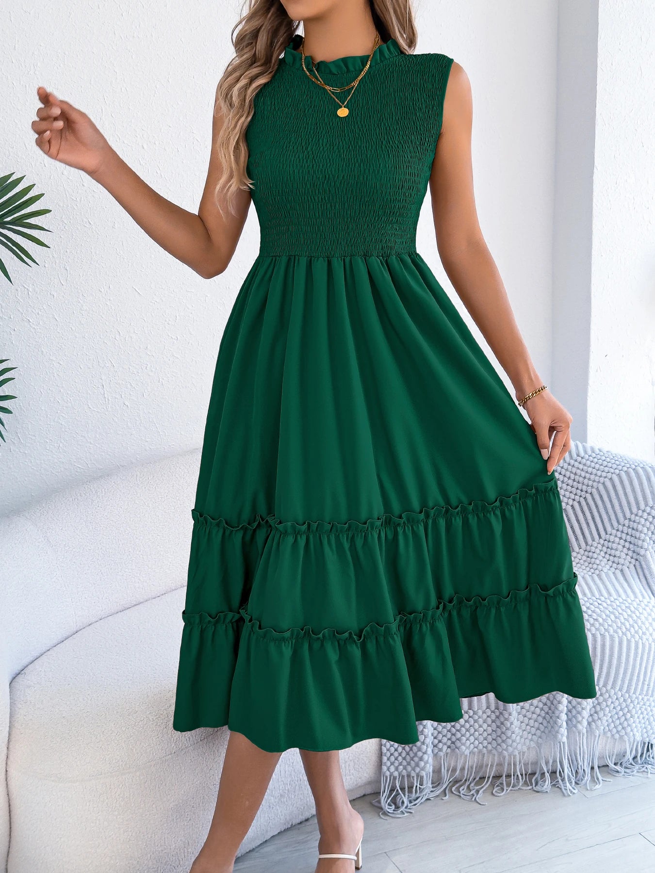 Sleeveless Lace Trim Round Neck