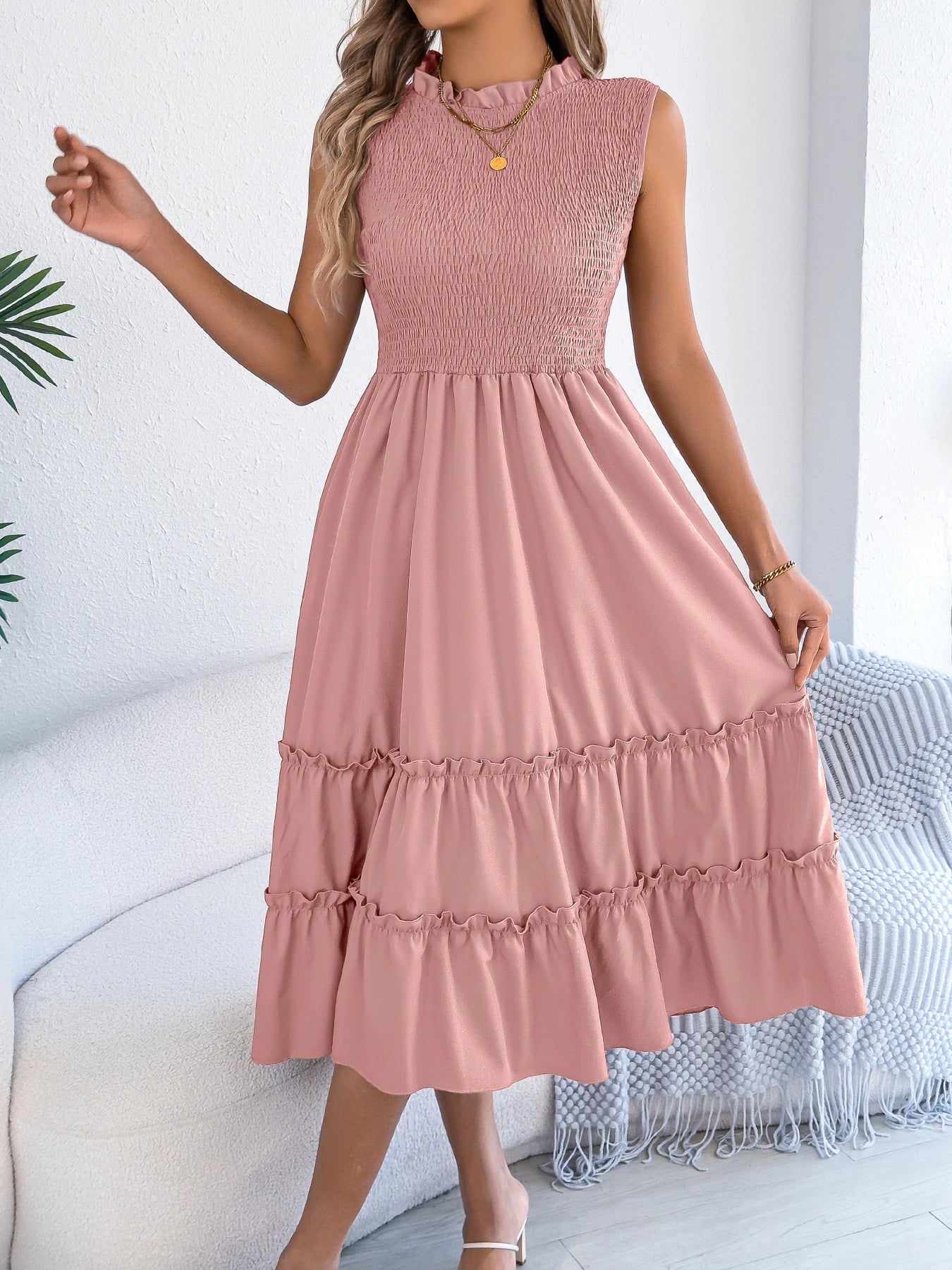 Sleeveless Lace Trim Round Neck