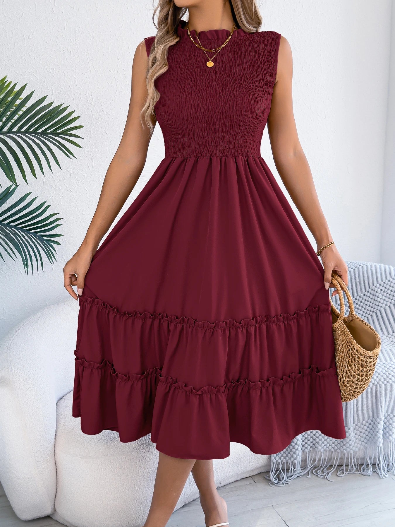 Sleeveless Lace Trim Round Neck