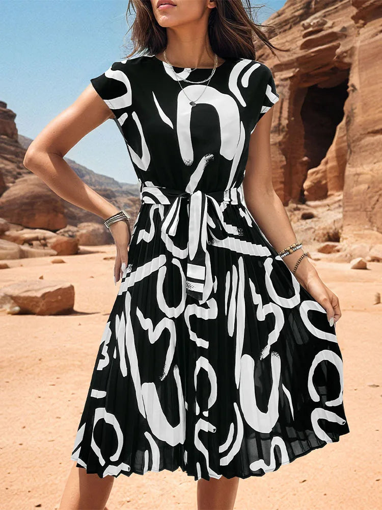 Women O Neck Pleated Medium Long Dress Fashion Print Lace-up Dress
