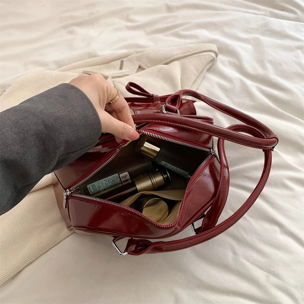 Shoulder Bags with  Big Capacity Commuter Mini Boston Underarm Luxury Designer Handbag