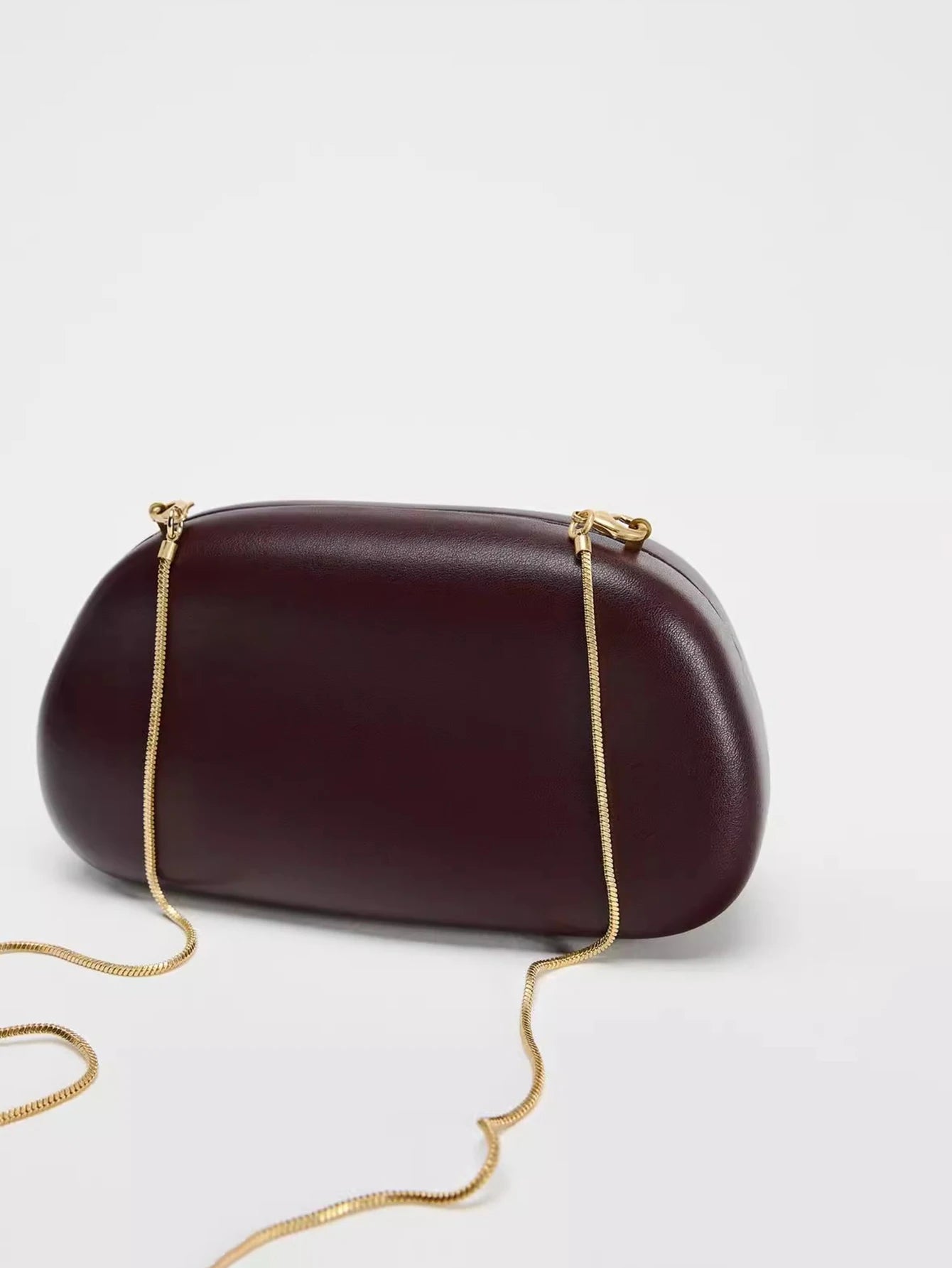 Metal Closure Clutch Evening Bags For Women Luxury Designer Handbag MINI wallet Vintage Elegant Oval Box Chain Strap Shoulder