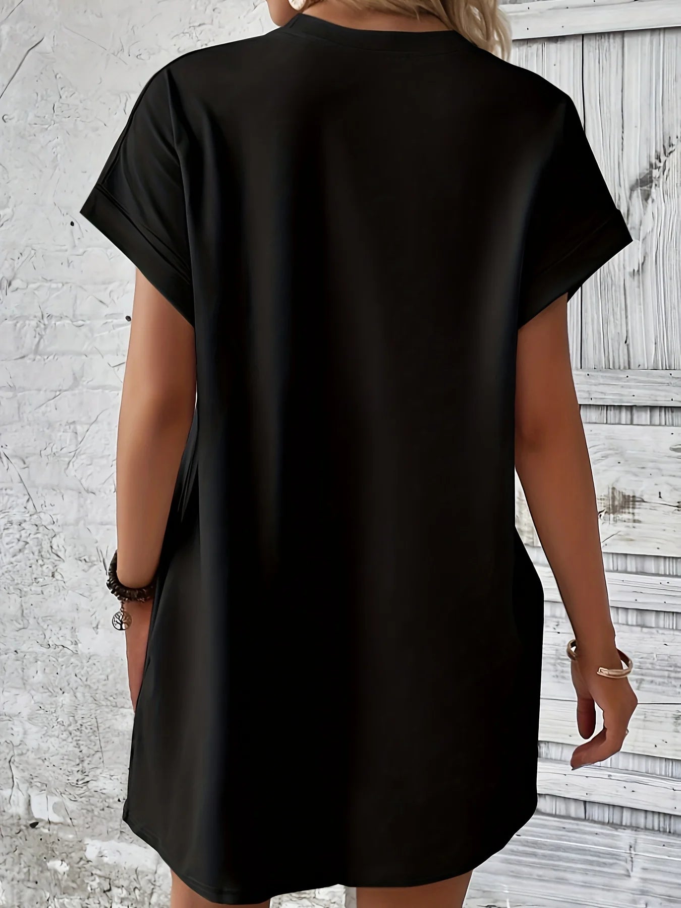 Gueess Los Angeles letter pattern print round neck short sleeved pocket comfortable Dress