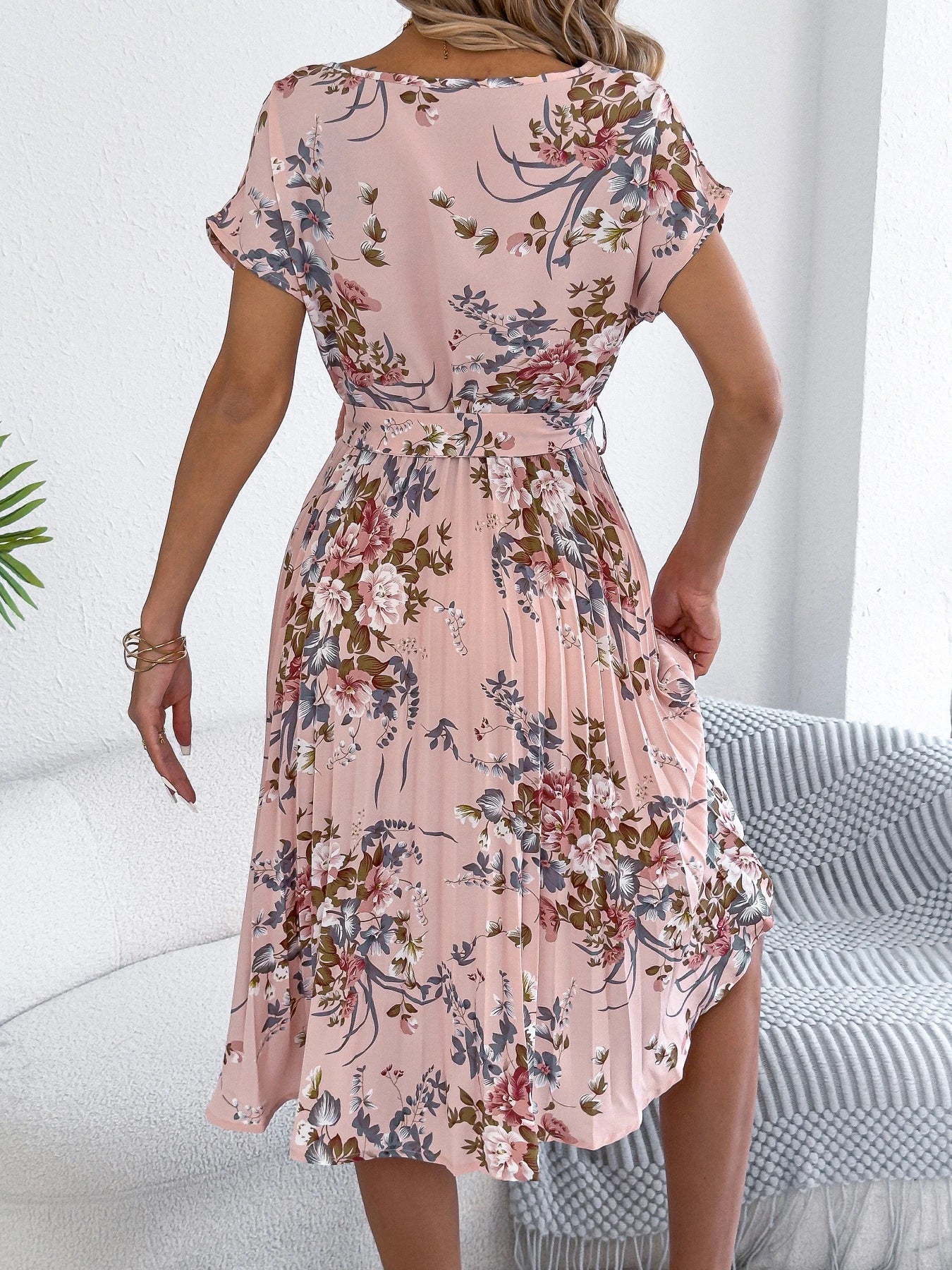 Spring Summer Round Neck Lace Up Short Sleeve Pleated Maxi Dress